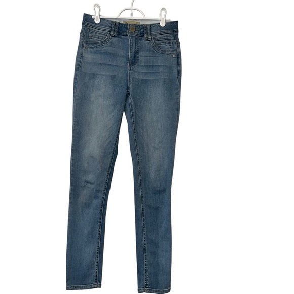 Democracy Denim - Democracy Ab techno light wash Blue denim Skinny Jeans sz 2